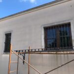 rejas ventana hierro negro instalacion exterior herreria
